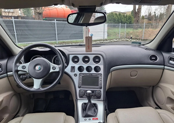 Alfa Romeo 159 cena 15400 przebieg: 303000, rok produkcji 2009 z Chrzanów małe 277
